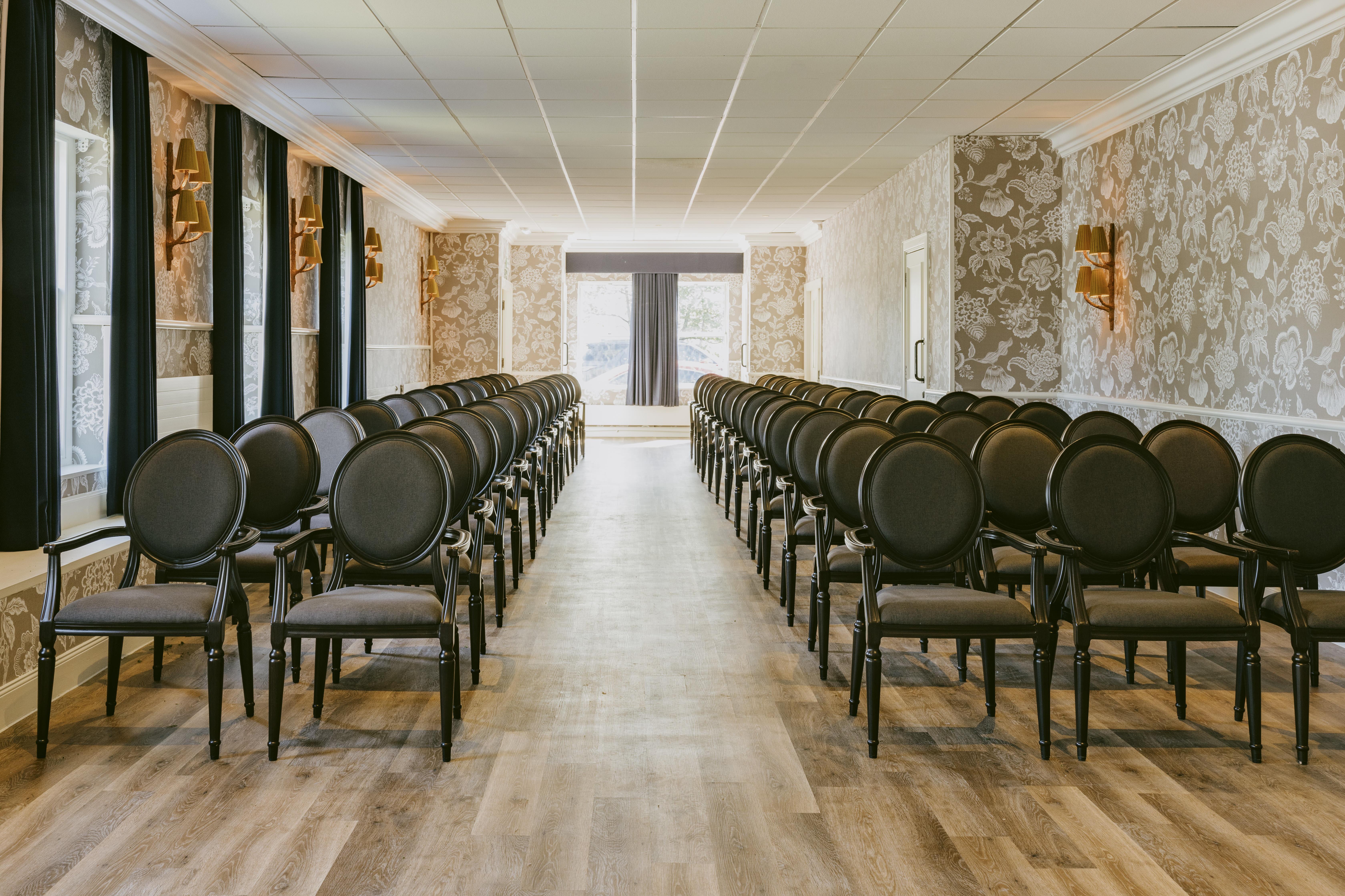 Marine Troon Hotel ภายนอก รูปภาพ The interior of the main conference room