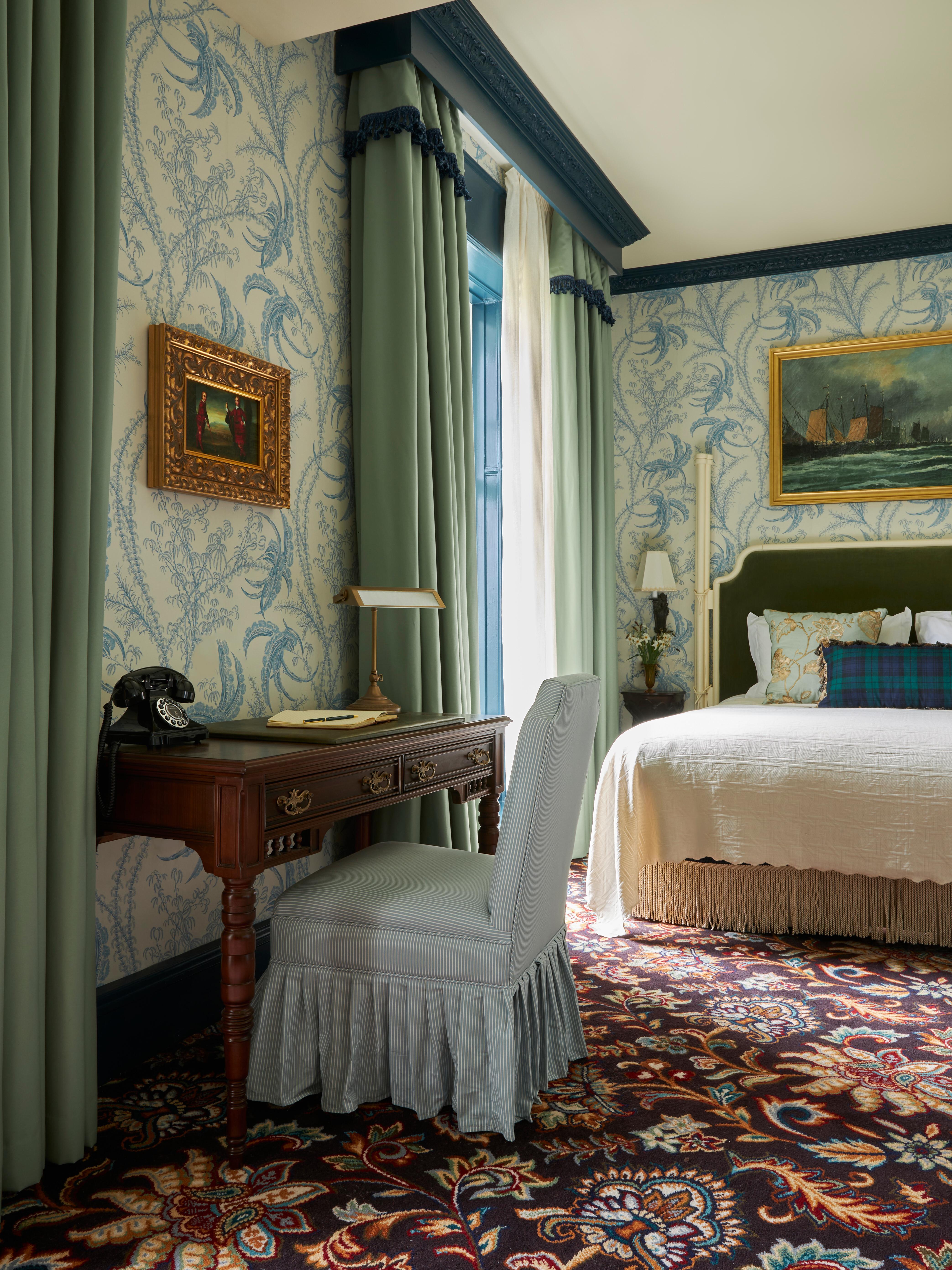 Marine Troon Hotel ภายนอก รูปภาพ A bedroom at the hotel